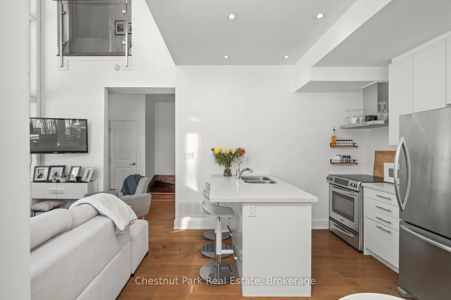 Additional image 4 of 10 Carrick Trail