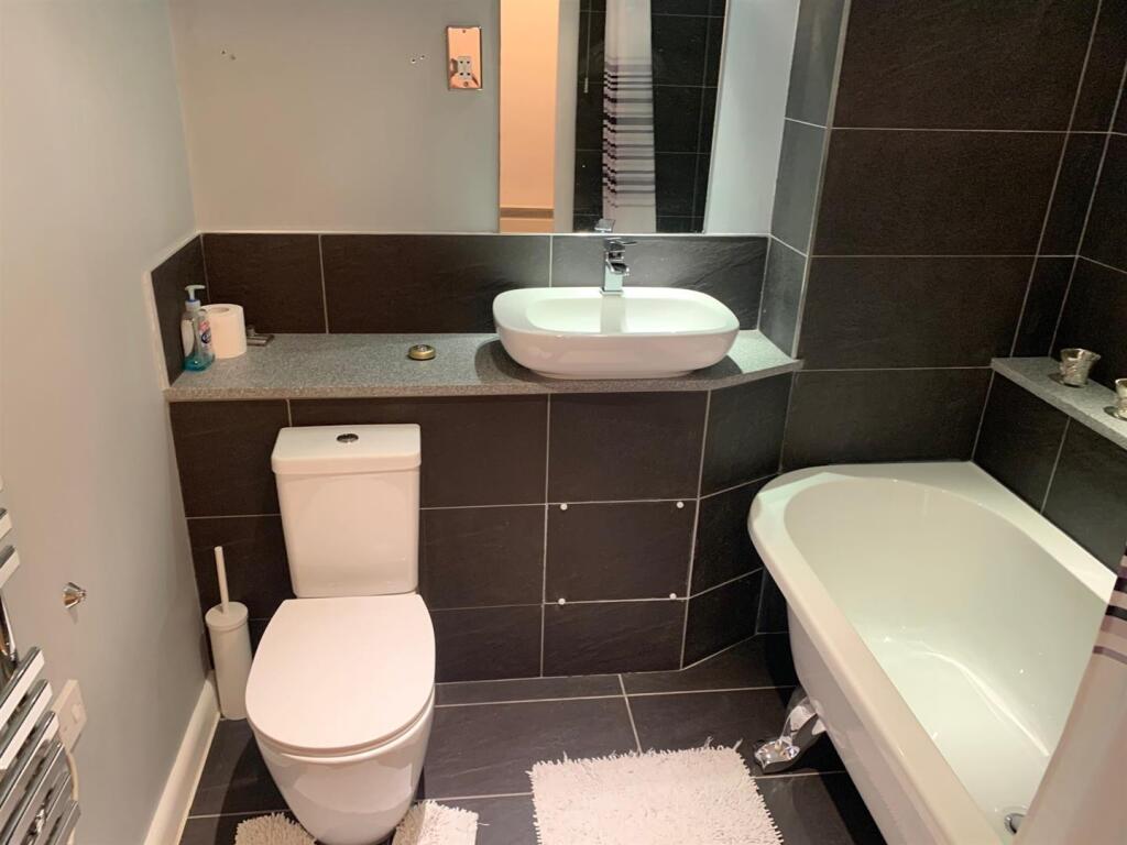 Additional image 21 of Maxim 28, 21 Lionel Street, Birmingham, B3