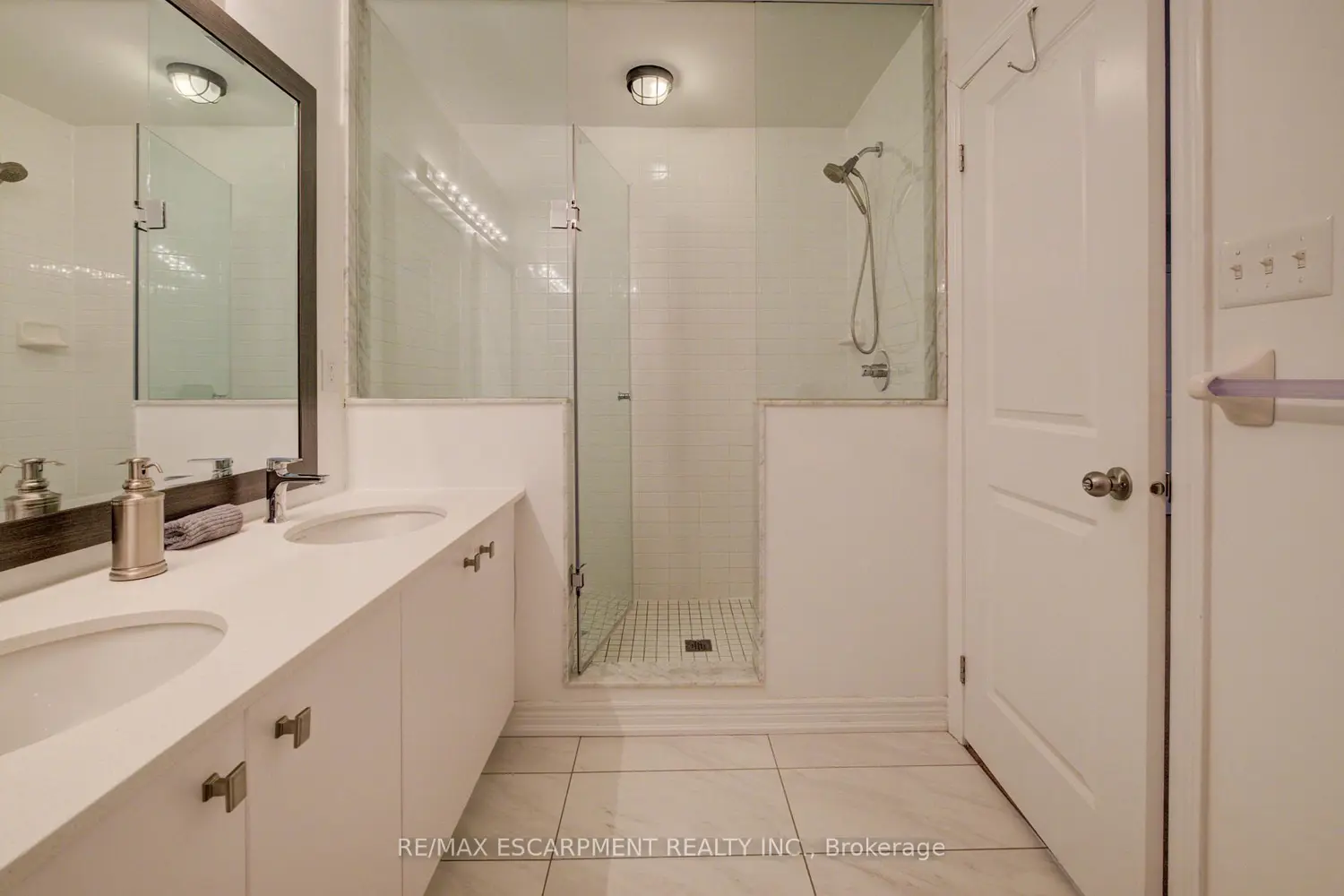 Additional image 12 of 2285 Khalsa Gate