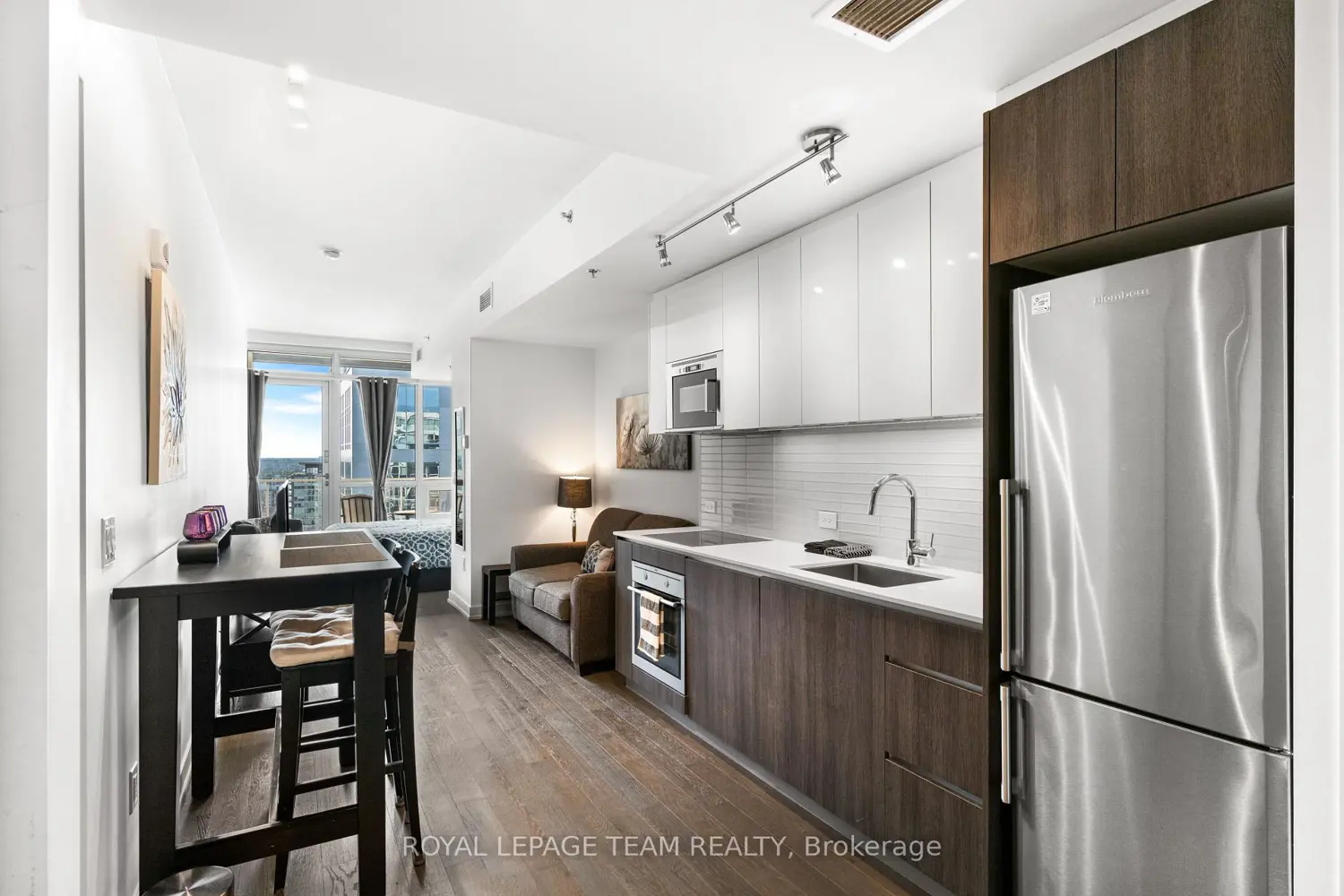 199 Slater Street 2103 photo 2