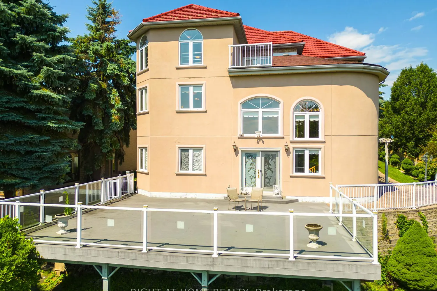 Additional image 2 of 11 Thackeray Crescent