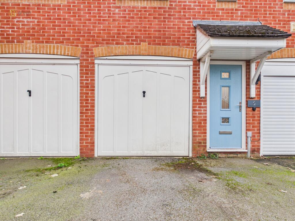 Additional image 33 of Hawksworth Crescent, Chelmsley Wood, B37