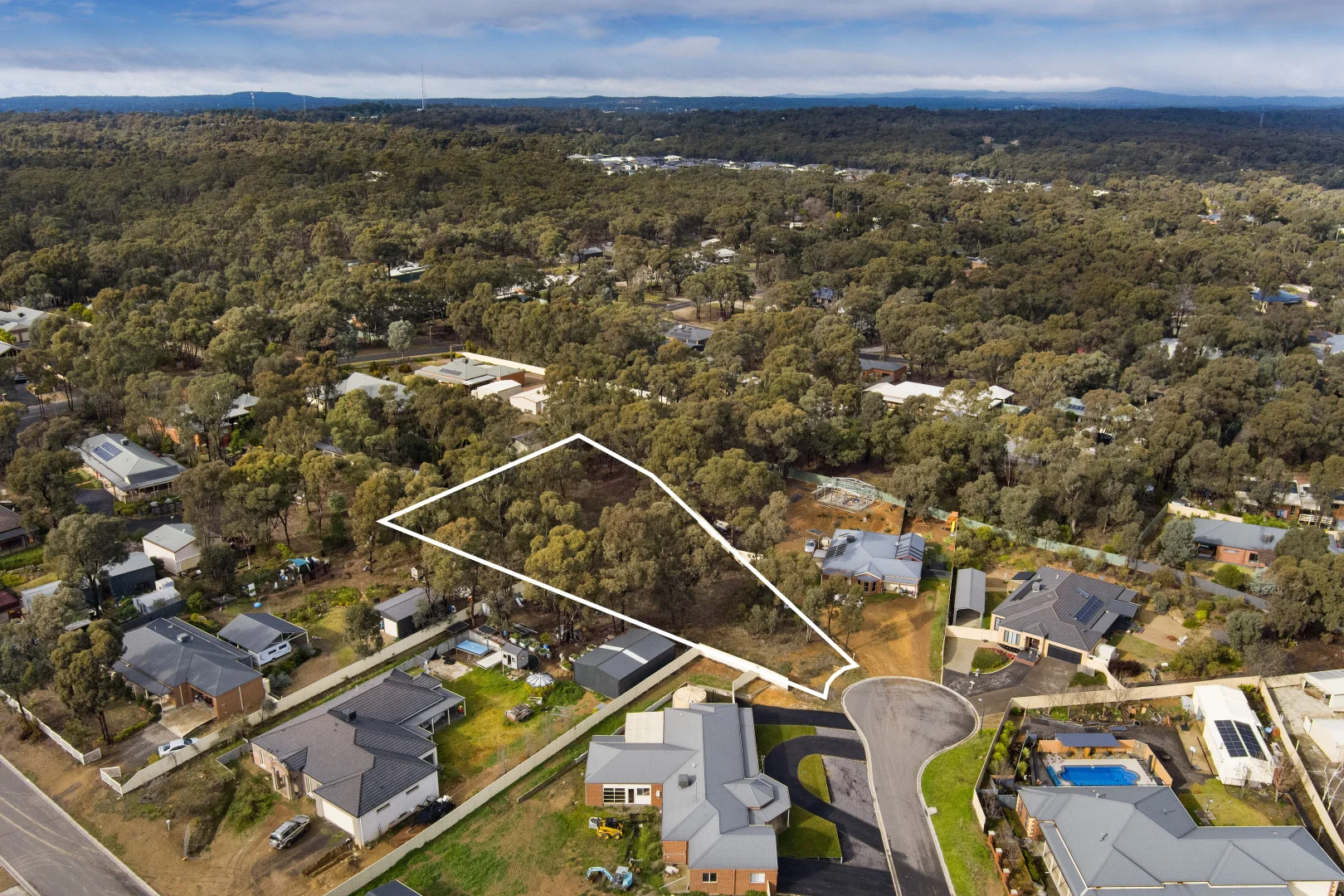Additional image 5 of 2 Buderim Court, Maiden Gully VIC 3551