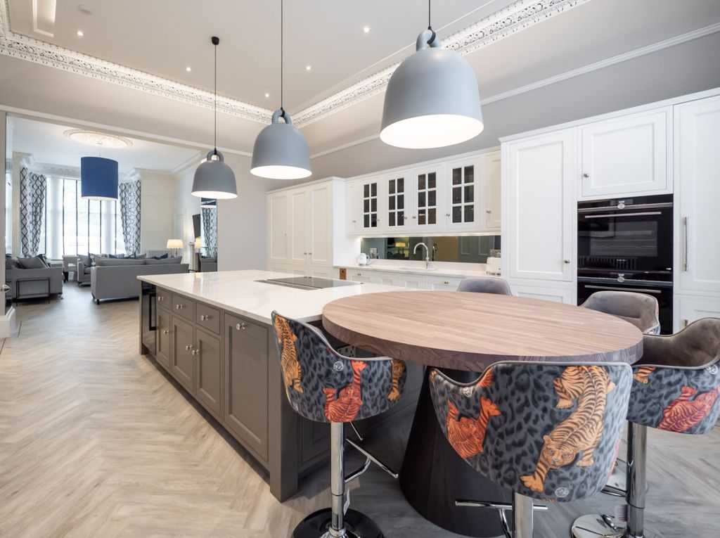 Additional image 4 of 4 bed flat to rentBelgrave Crescent, Edinburgh EH4