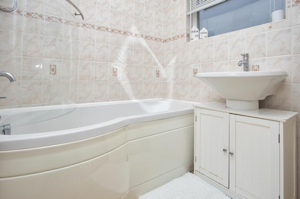 Additional image 9 of The Linces, Dover, CT16