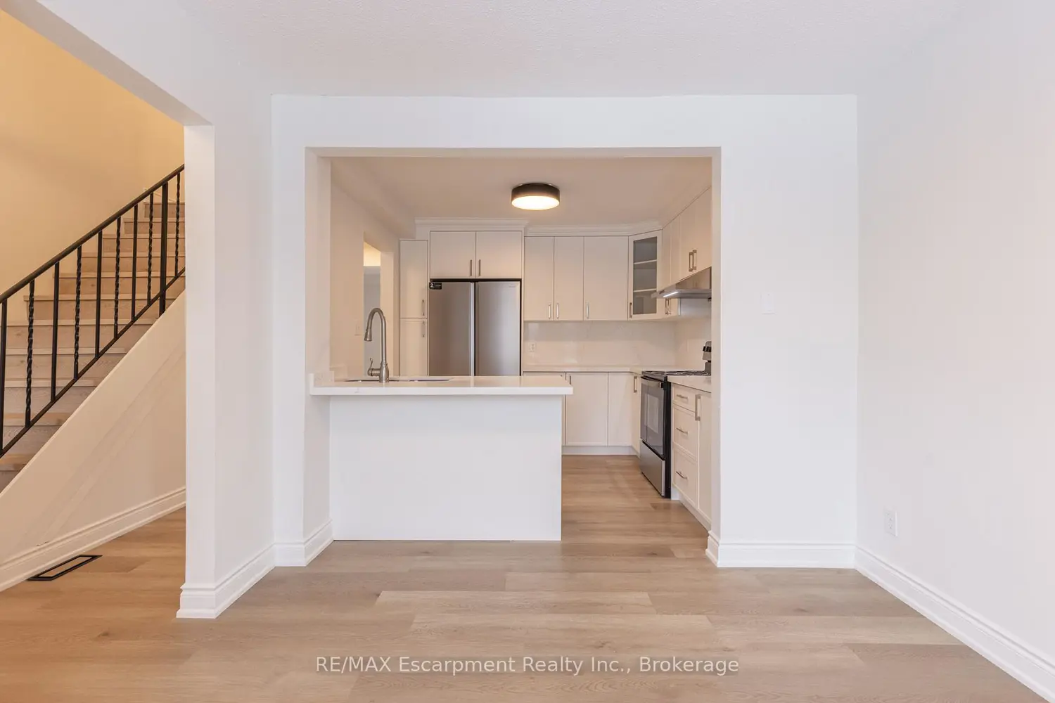 Additional image 10 of 100 Brownleigh Avenue 288