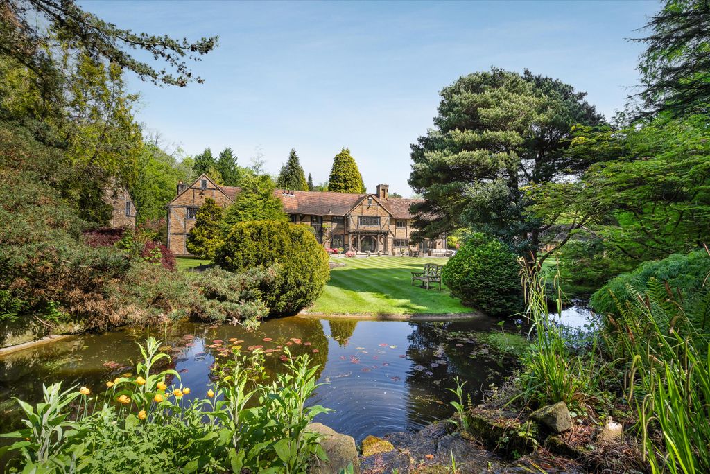 6 bed detached house to rentWestwood Road, Windlesham, Surrey GU20