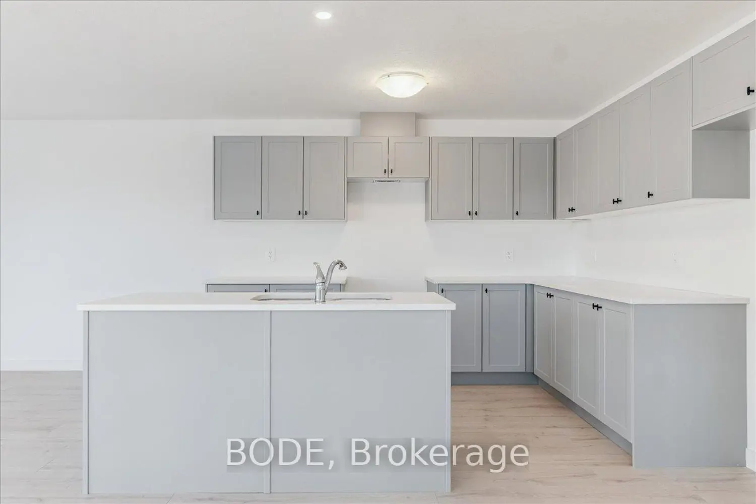 Additional image 9 of 40 Oak Forest Common