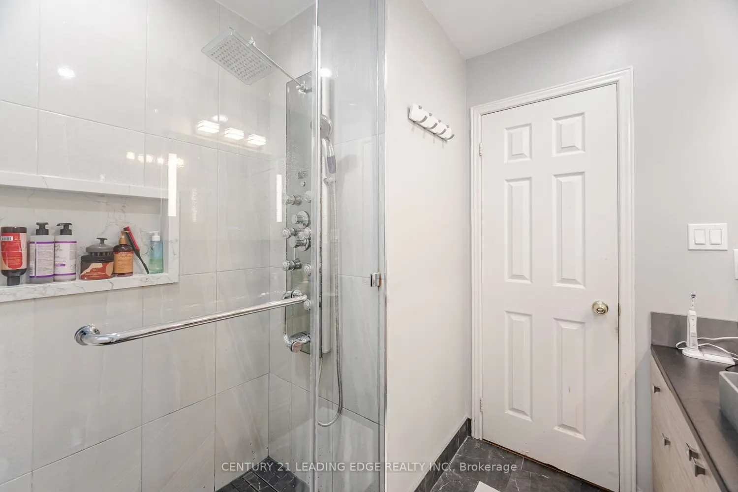 Additional image 16 of 344 Marble Place