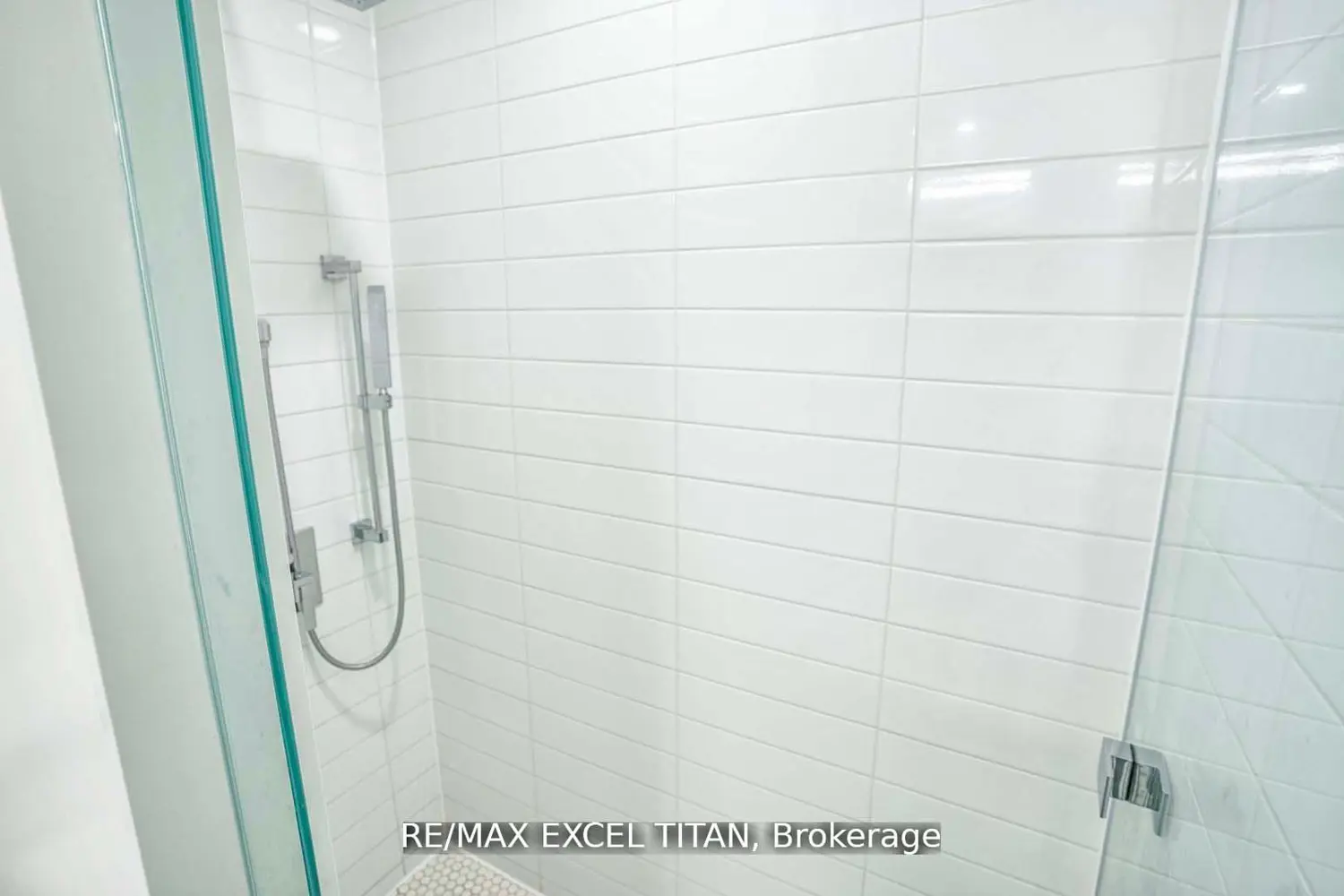 Additional image 7 of 20 Lombard Street 4506
