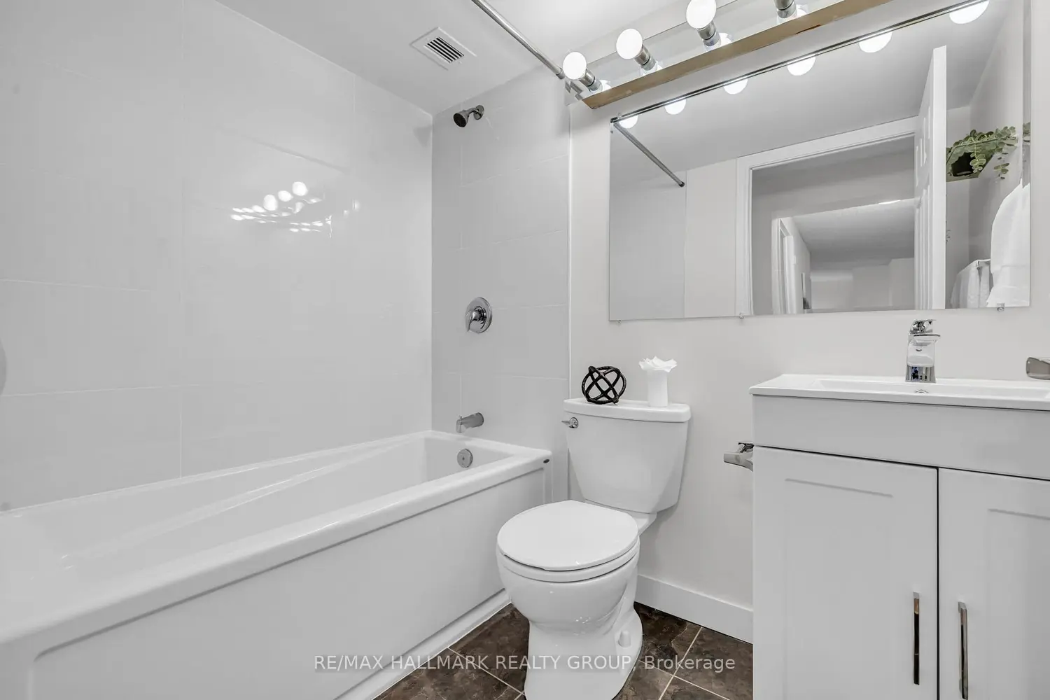 Additional image 14 of 158B Mcarthur Avenue 1906