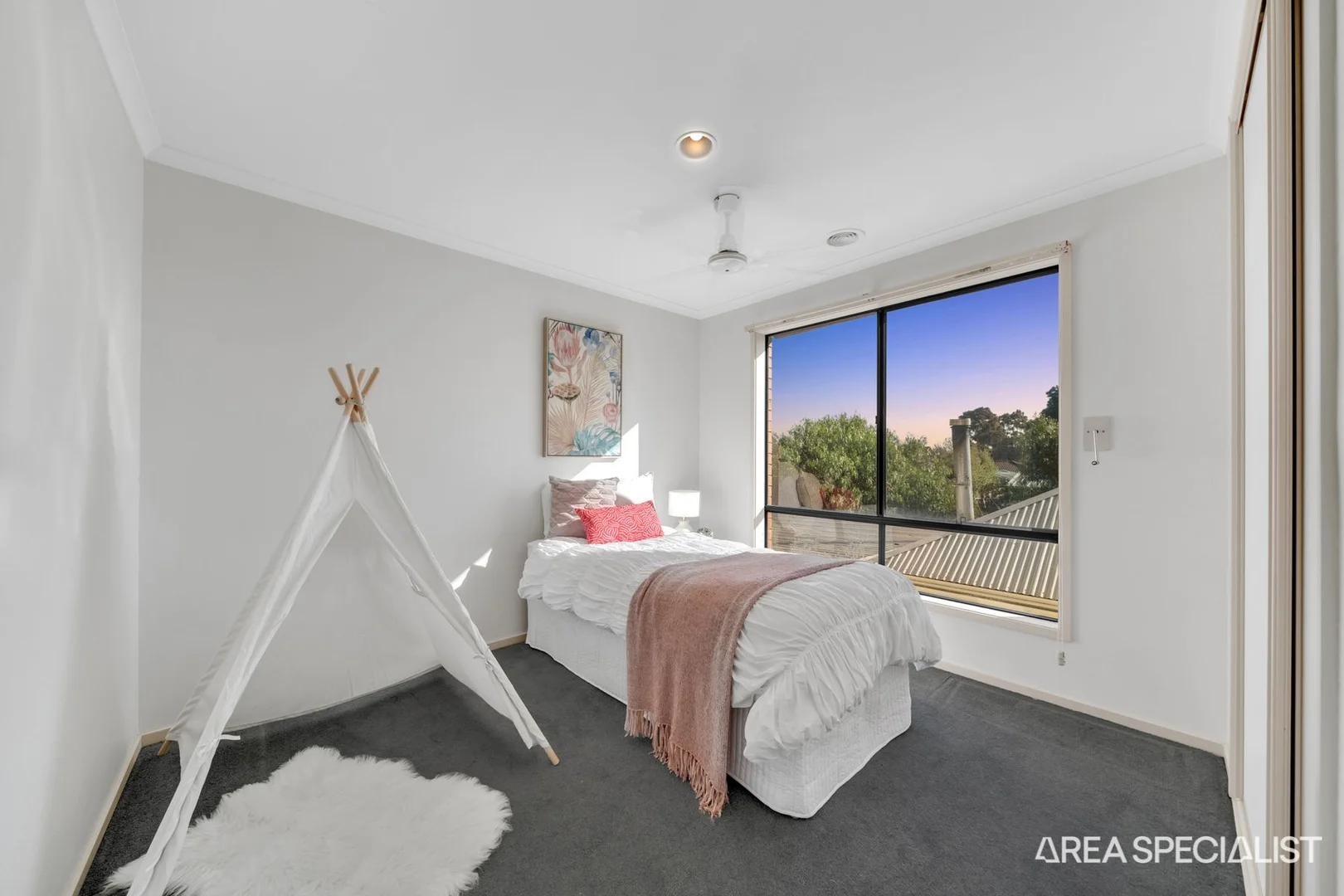 Additional image 21 of 5 Russell court, Brookfield VIC 3338