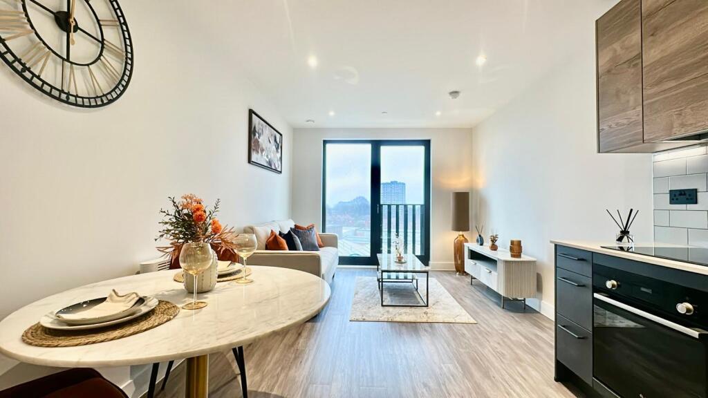 Additional image 24 of Brand New Show Home- Glasswater Locks, Birmingham, B4