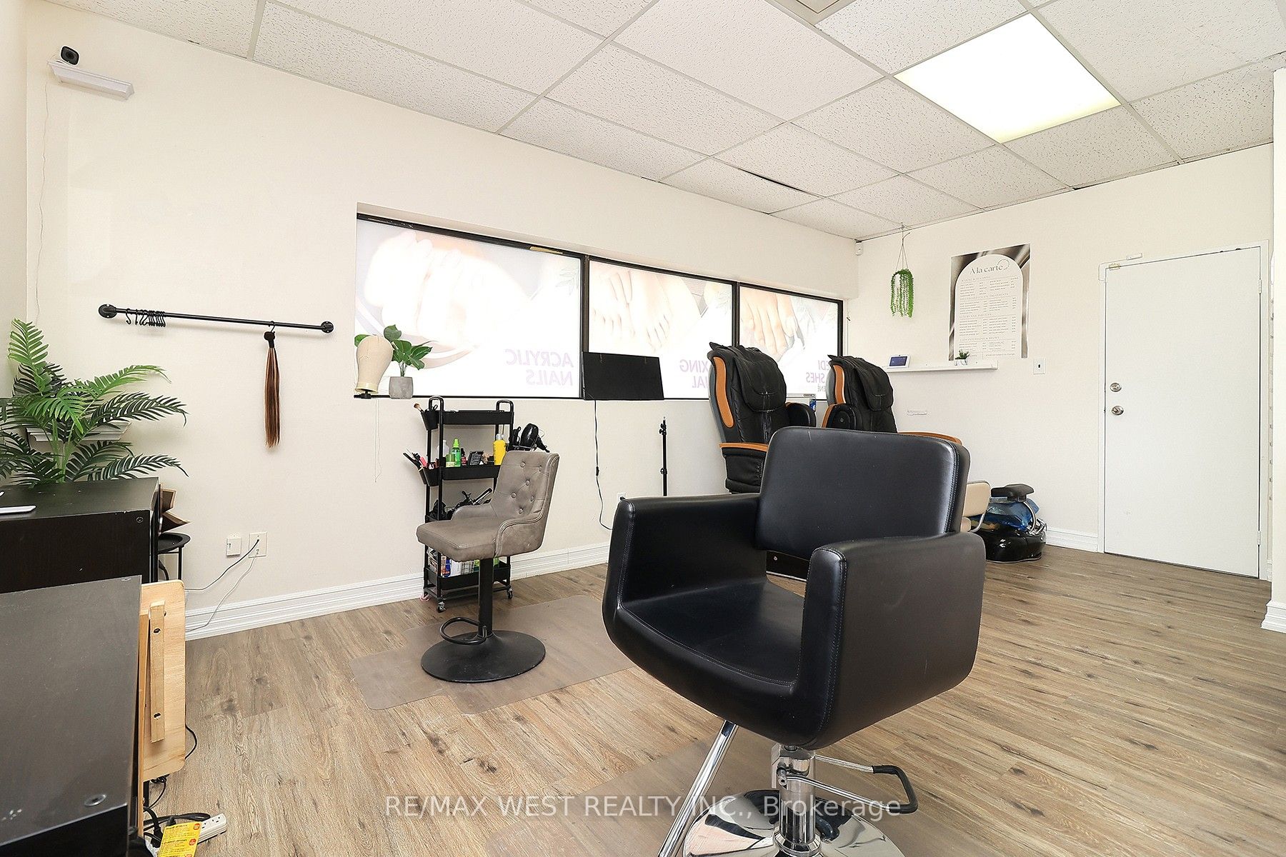 Additional image 5 of 3702 Kingston Road, Toronto, ON, M1J 3H3