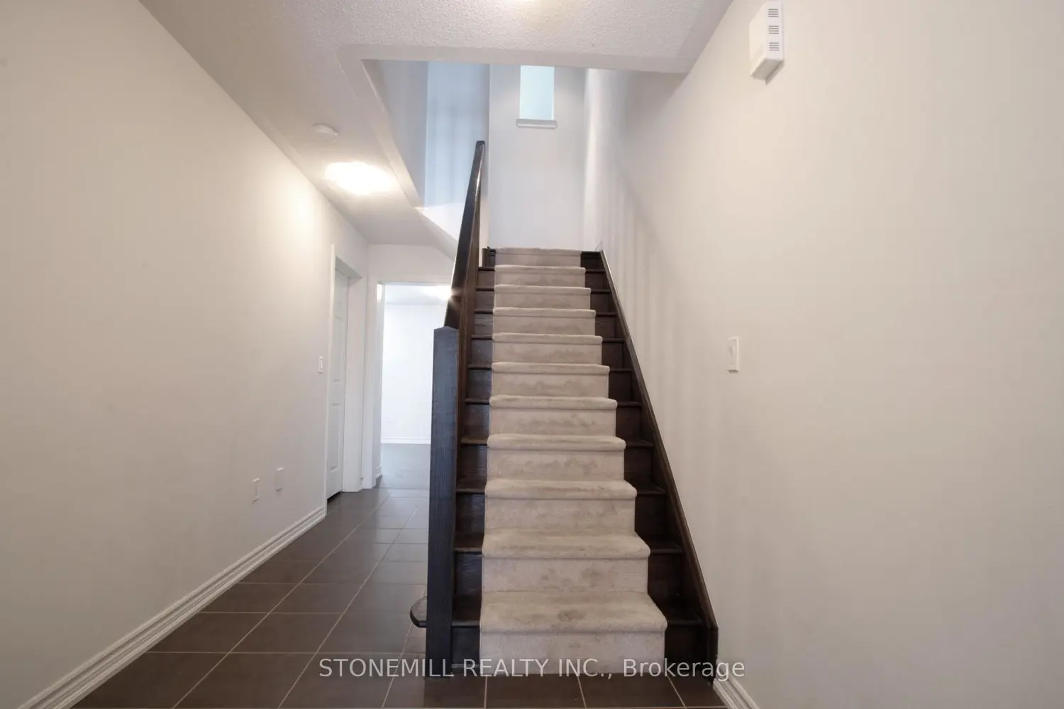 Additional image 8 of 3130 Boxford Crescent 5