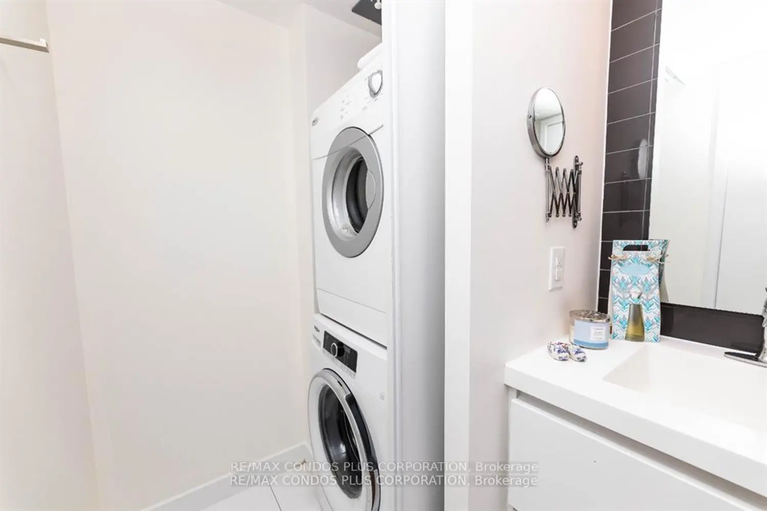 Additional image 10 of 75 Queens Wharf Road 502