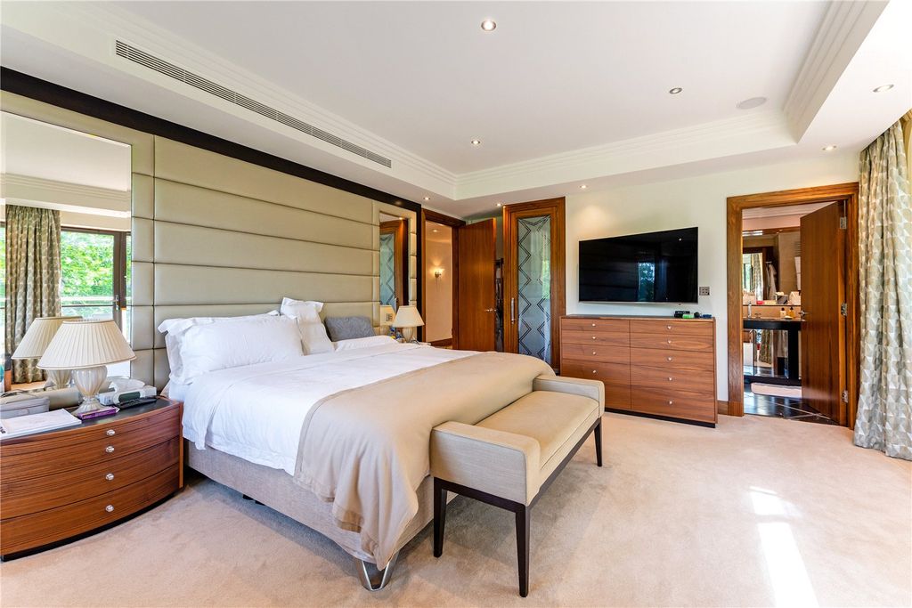 Additional image 9 of 3 bed flat to rentCharters Garden House, Charters Road, Sunningdale SL5