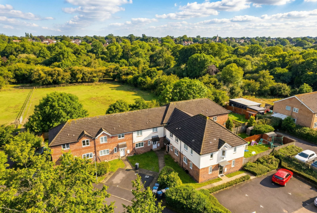 Priory Gardens, Hall Green
