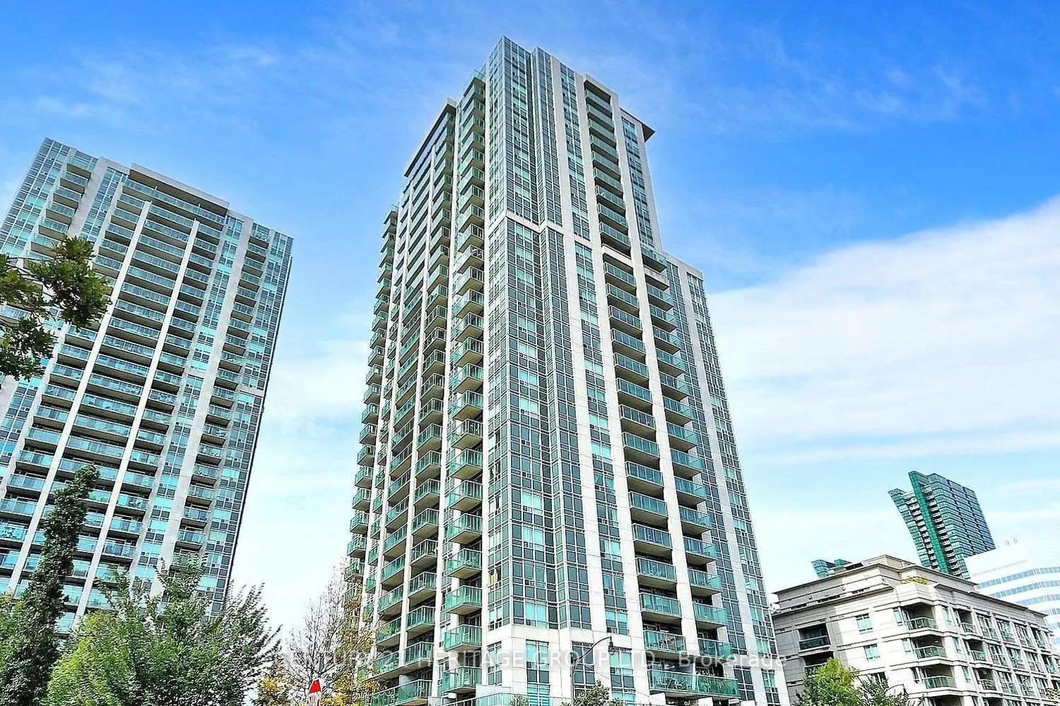 16 Harrison Garden Boulevard Lph12