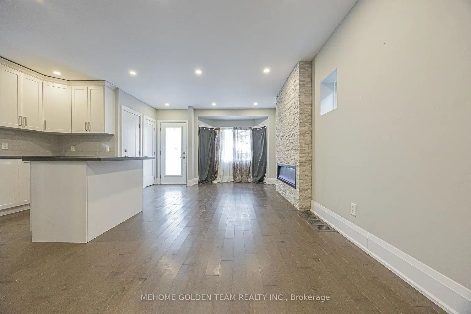 Additional image 4 of 64 Bowie Avenue