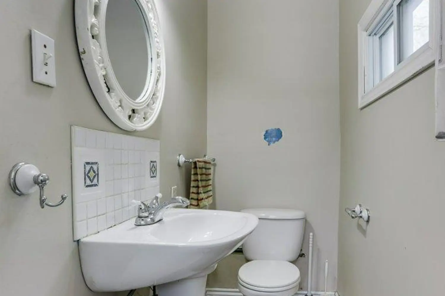 Additional image 9 of 802 Waterloo Street