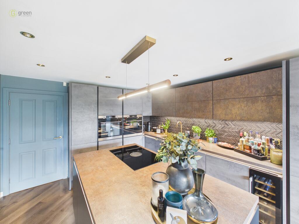 Additional image 15 of Horseshoe Crescent, Great Barr, B43