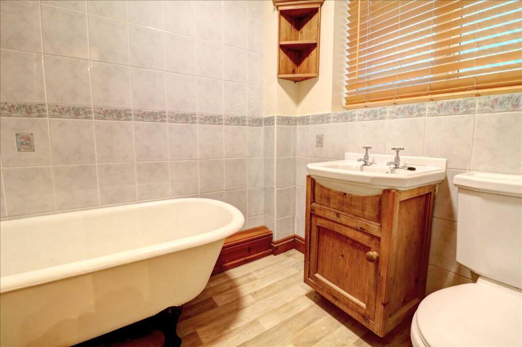 Additional image 11 of Chestnut Grove, Coleshill