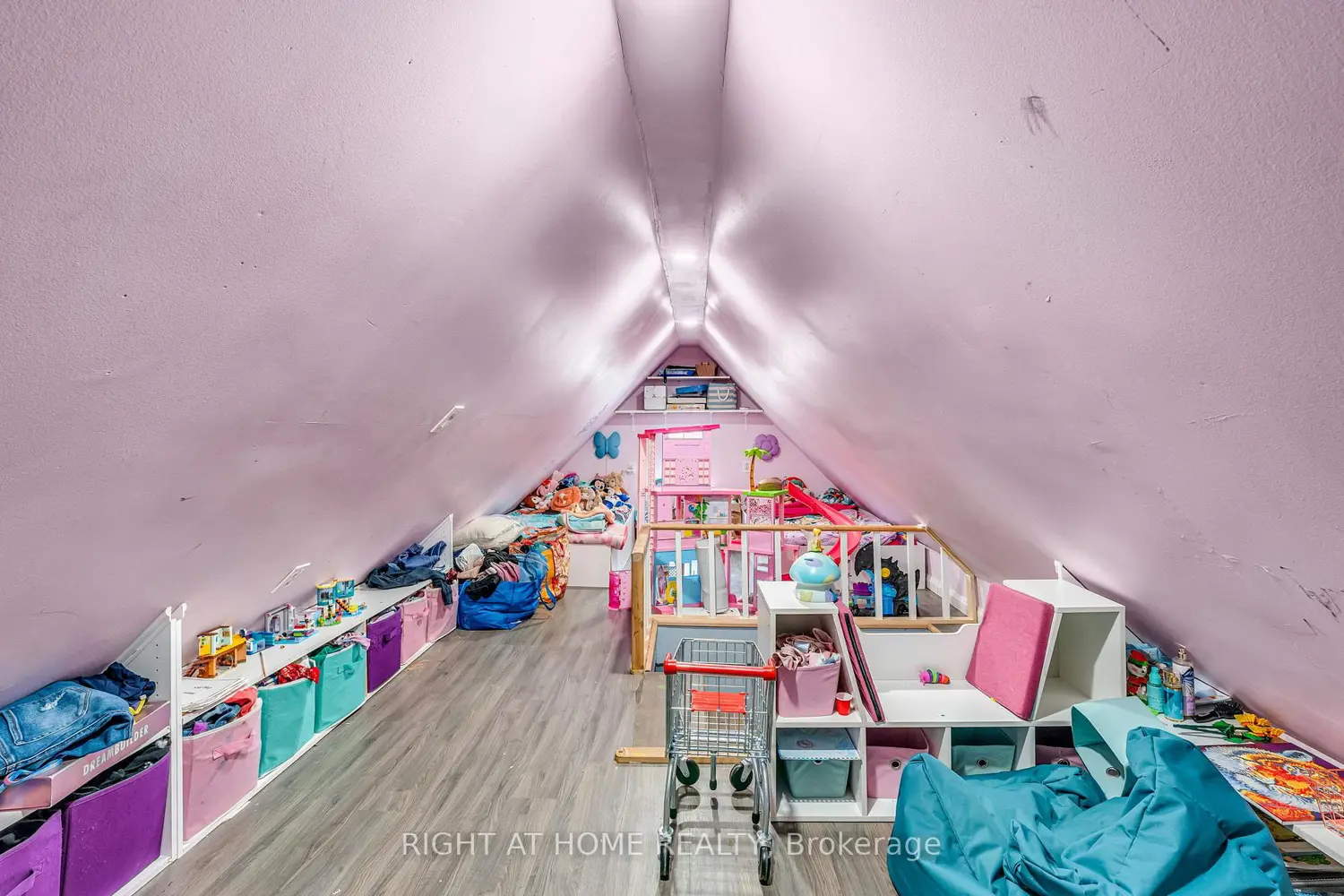 Additional image 16 of 207 Lottridge Street