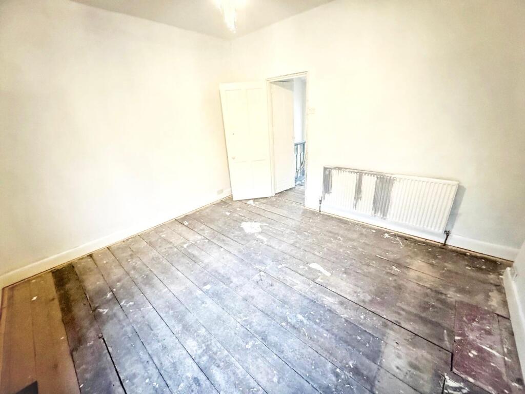 Additional image 6 of 64, Lincoln Road, Solihull, B27 6NX