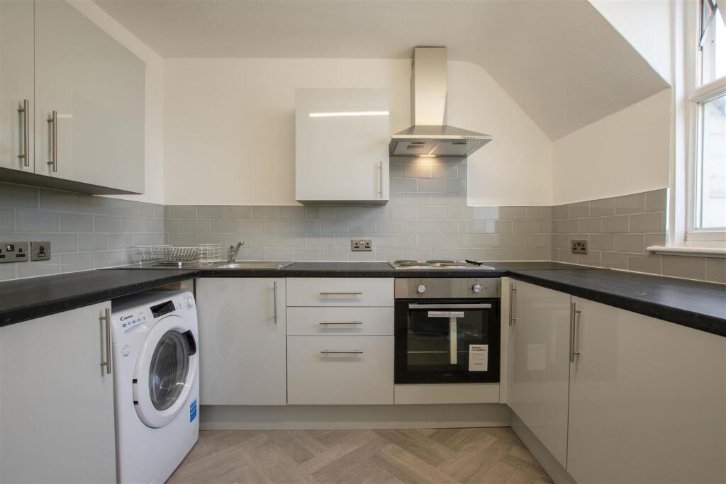 Additional image 5 of Oak Tree Lane, Selly Oak, Birmingham, West Midlands, B29