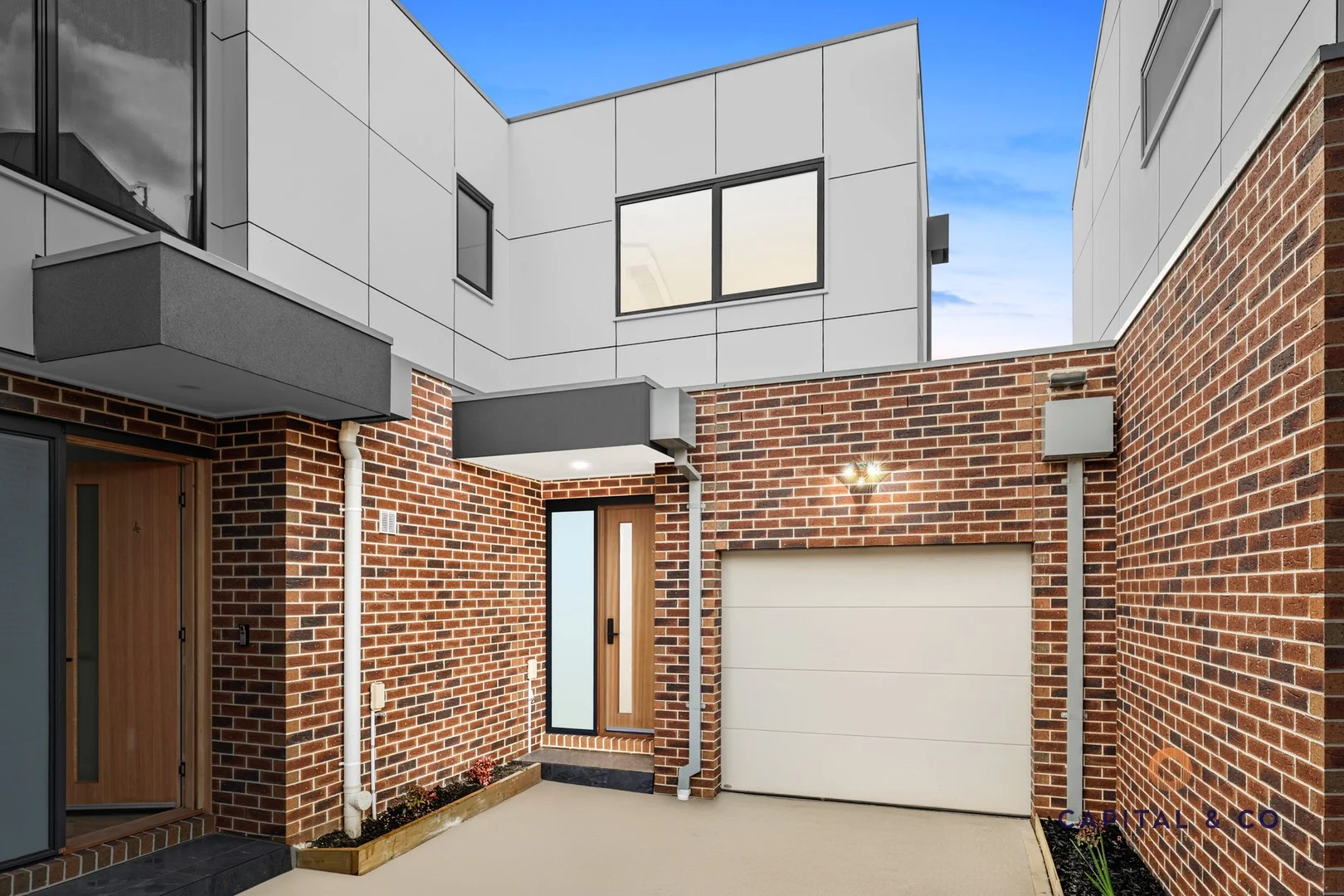 2/13 Dennis Street, Reservoir VIC 3073