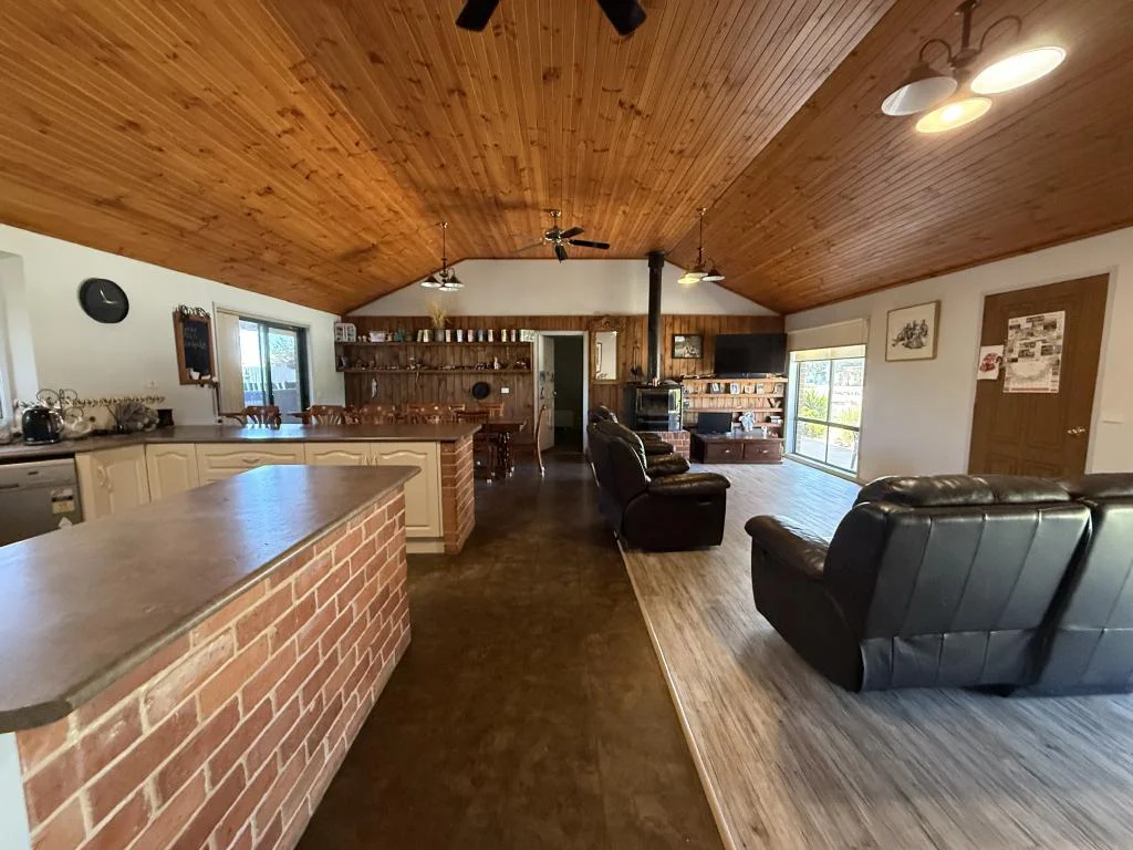 Additional image 2 of 120 Jerilderie Street, Jerilderie NSW 2716