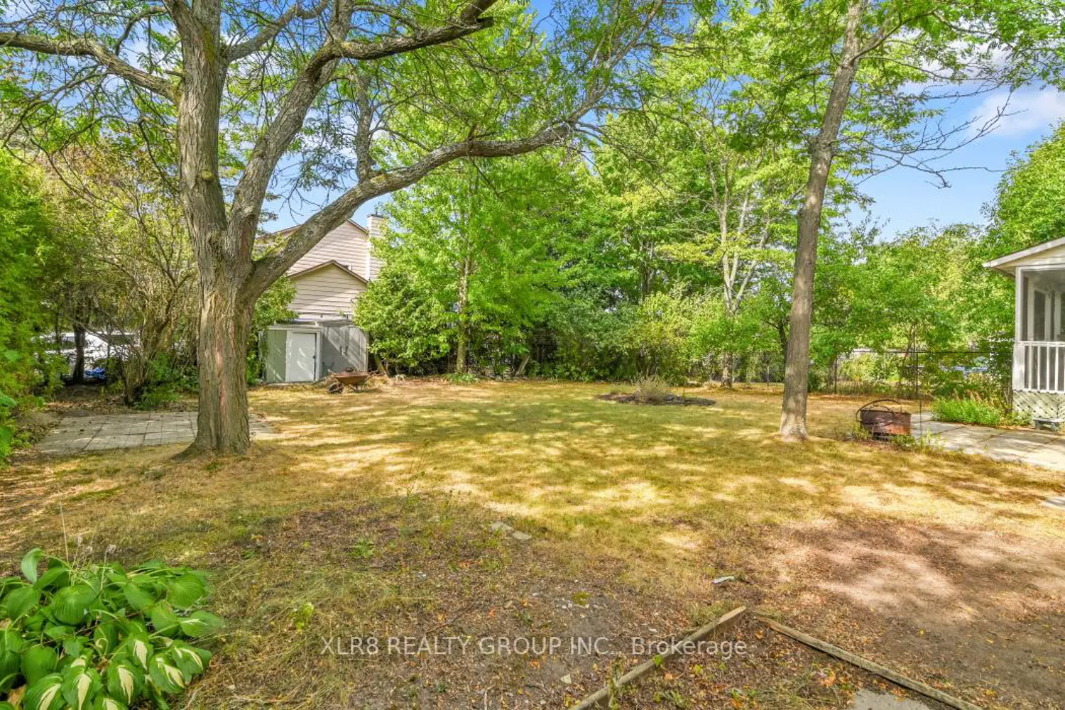 12 John Sidney Crescent photo 4