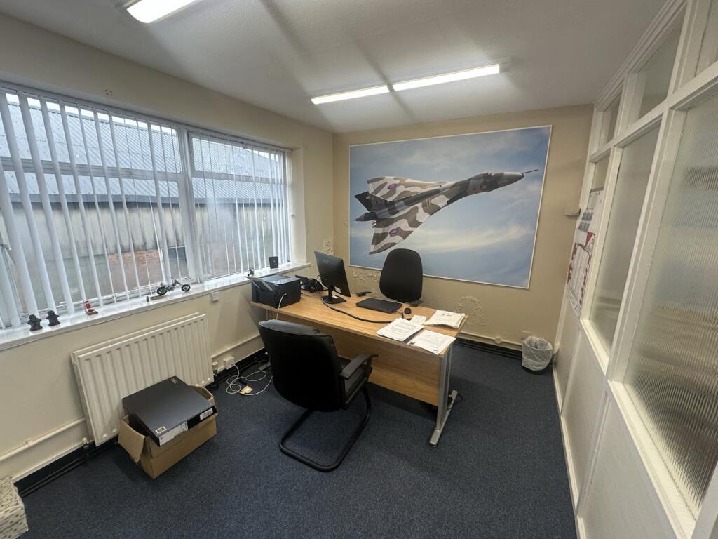 Additional image 7 of 2 Lightning Way, Birmingham, B31 3PJ