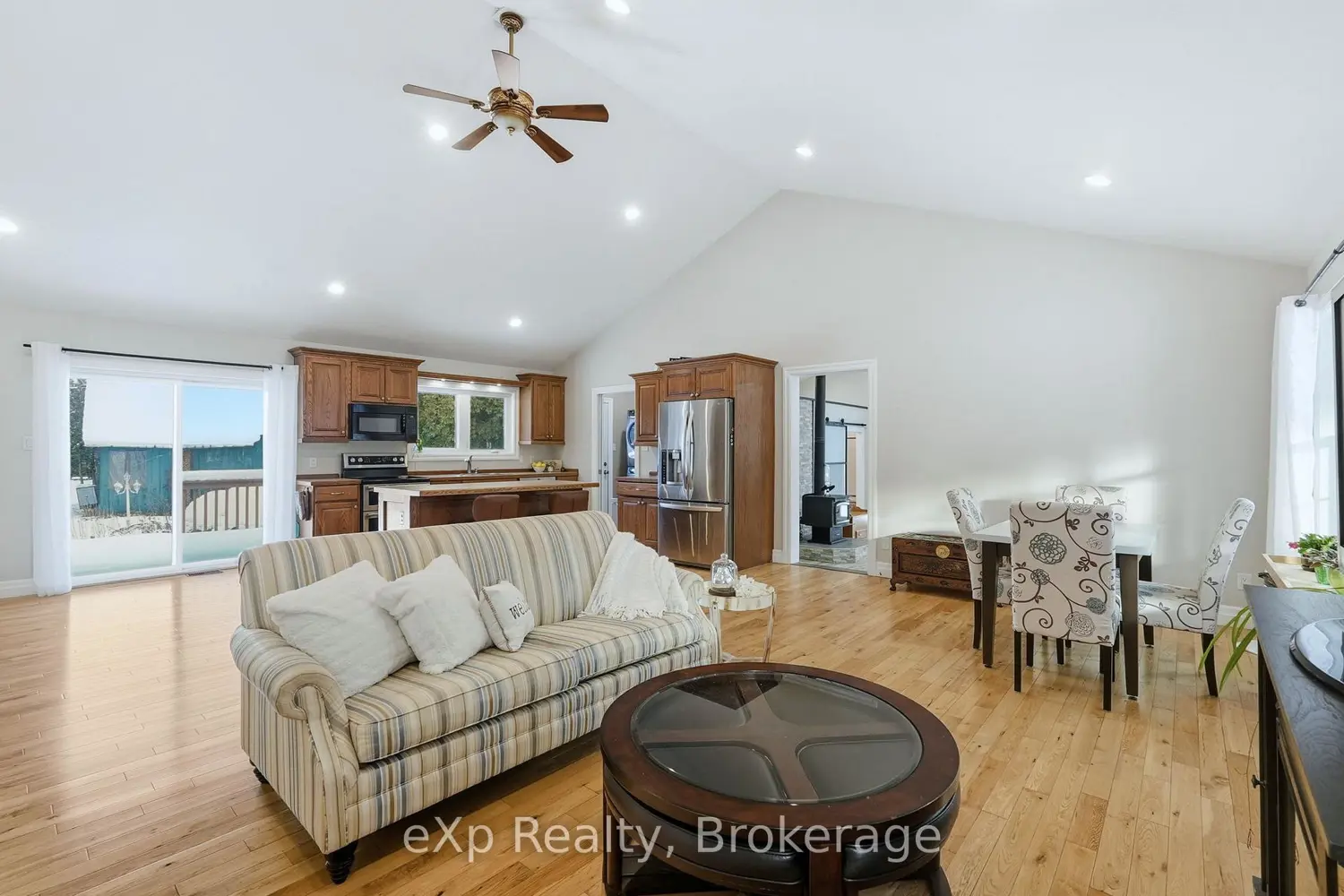 Additional image 10 of 401309 Grey Road 17 Road