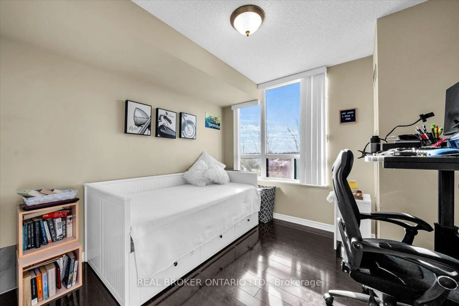 Additional image 5 of 335 Rathburn Road 312