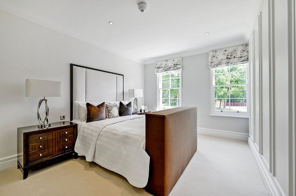 Additional image 15 of 7 bed villa to rentHeathfield Road, Burnham, Slough SL1