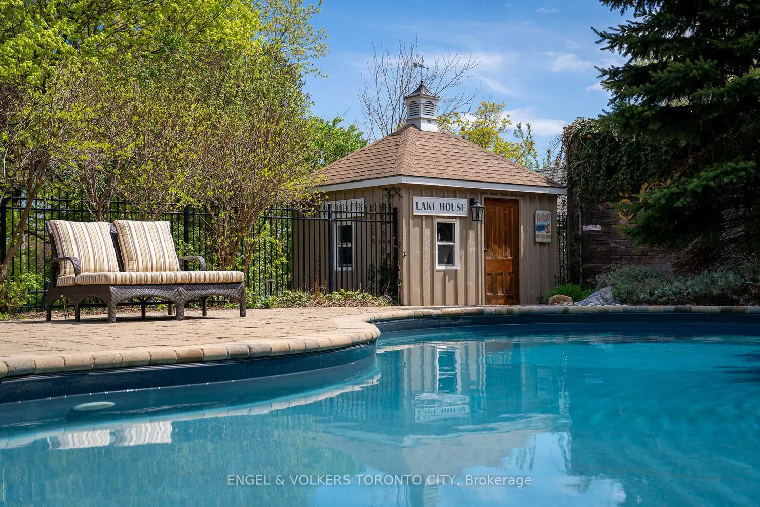 Additional image 16 of 13 Huron Street