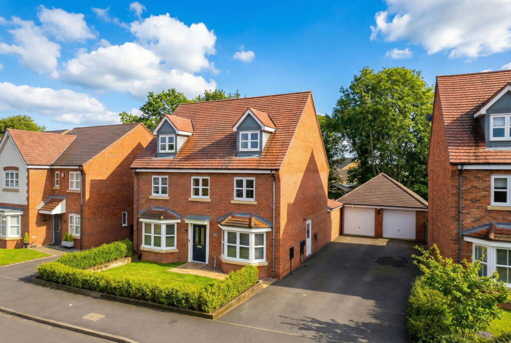 Burnham Road, Wythall