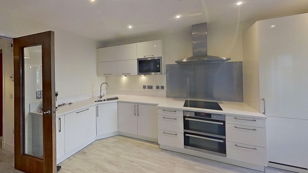 Additional image 7 of 4 bed terraced house to rentLarkfield Gardens, Edinburgh EH5