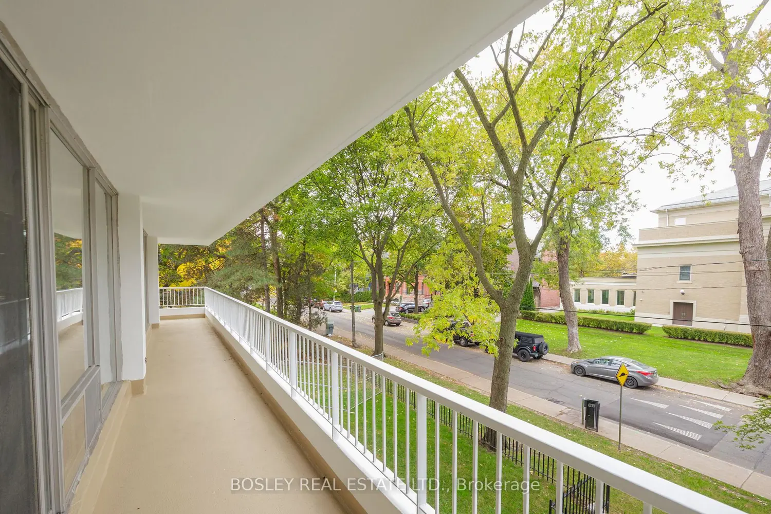 Additional image 19 of 190 St George Street 201