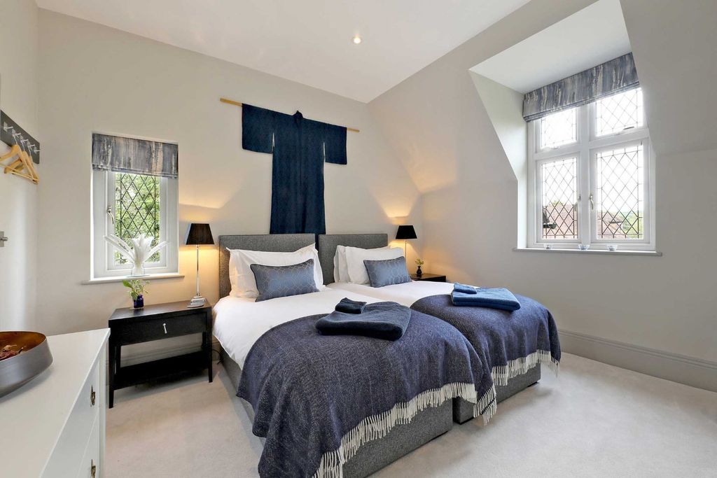 Additional image 29 of 7 bed country house to rentRiversdale, Bourne End, Buckinghamshire SL8
