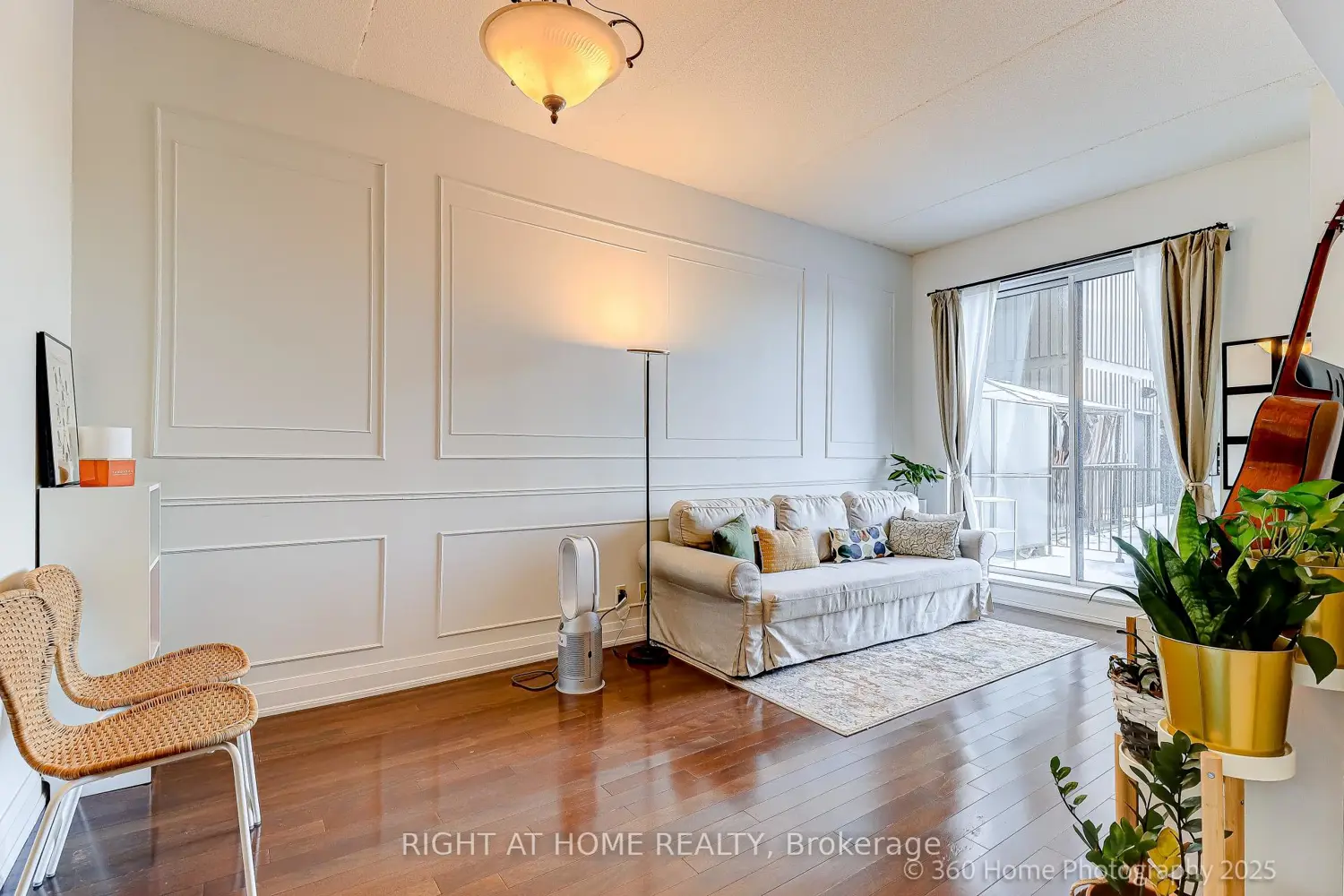 Additional image 6 of 2737 Keele Street 203