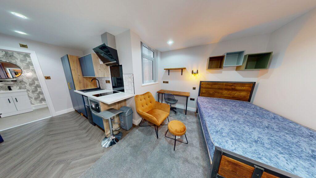 Studio 4, Tiverton Road, Selly Oak, Birmingham, B29 6BU