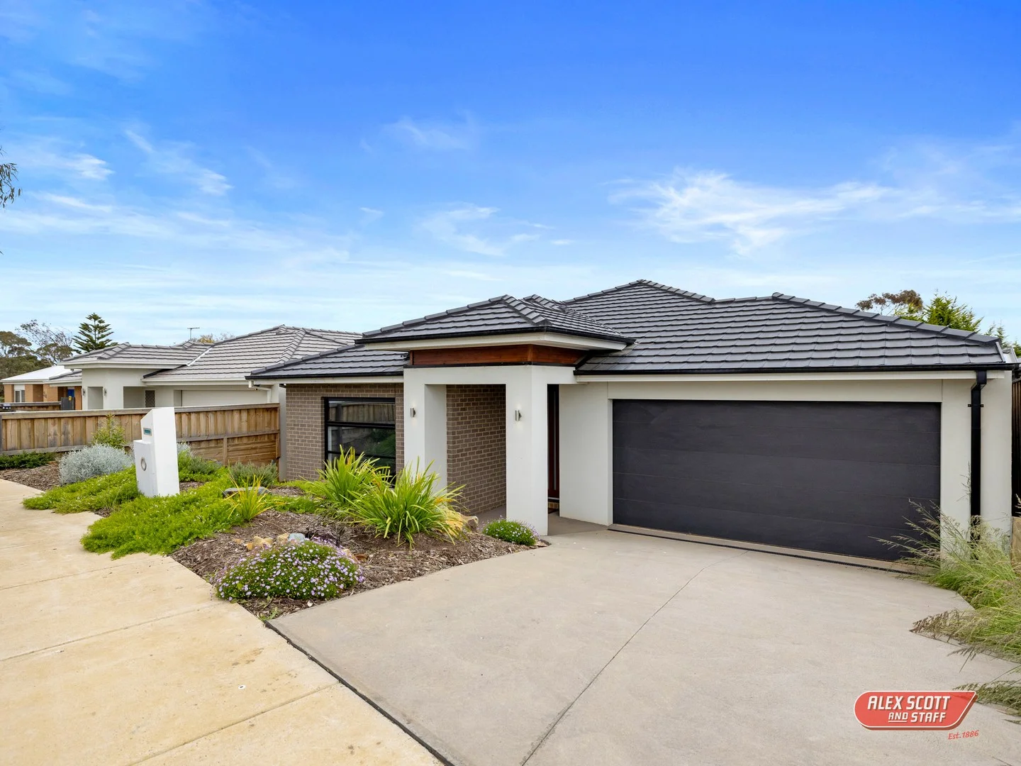 30 Pembrey Loop, Cowes VIC 3922