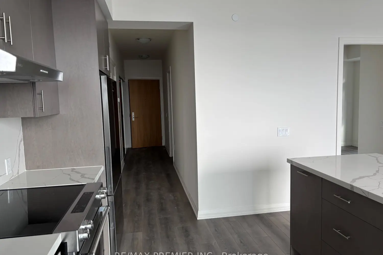 8960 Jane Street 1410