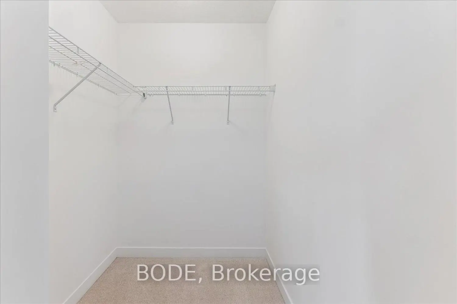 Additional image 13 of 40 Oak Forest Common