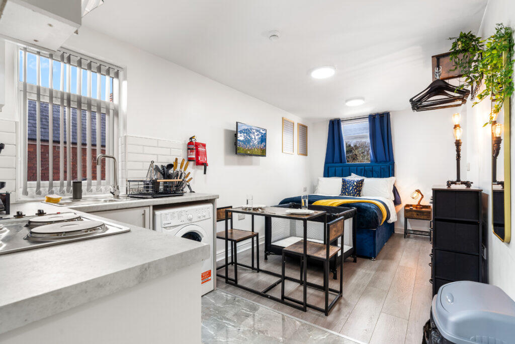 Pershore Road, Stirchley, Birmingham, B30 2YT