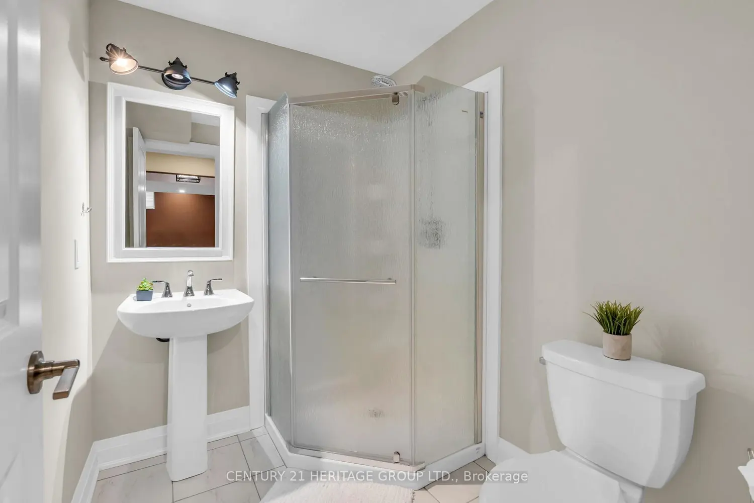 Additional image 20 of 13 Mabern Street