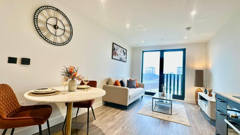 Additional image 25 of Brand New Show Home- Glasswater Locks, Birmingham, B4